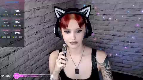 Snapshot of lauren_raquel chatting on 02/10/25, 04:25 Eva online show from 02/10/25, 04:25