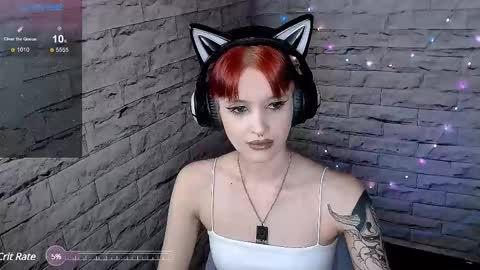 Snapshot of lauren_raquel chatting on 02/11/25, 06:55 Eva online show from 02/11/25, 06:55