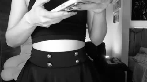 Lauren online show from 12/09/24, 12:34