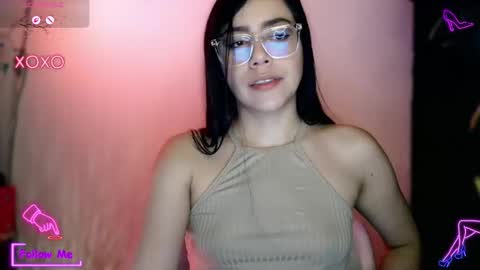 Snapshot of lauren_sweet7 chatting on 10/24/25, 01:24 Lauren online show from 10/24/25, 01:24