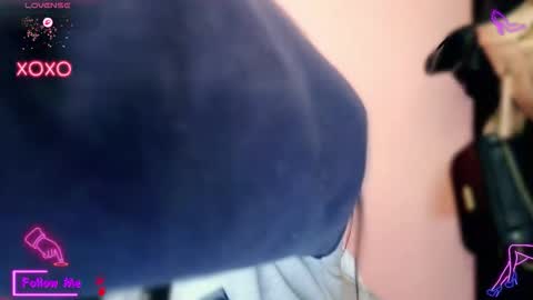 Snapshot of lauren_sweet7 chatting on 10/25/25, 12:45 Lauren online show from 10/25/25, 12:45