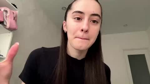 laurenadupuy online show from 06/19/26, 01:15