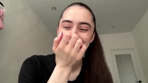 laurenadupuy online show from 06/25/26, 02:43