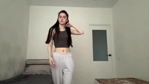 laurenadupuy online show from 06/27/26, 01:17