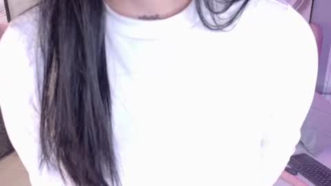 Lauren  online show from 07/29/26, 09:46