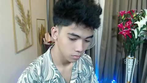 Snapshot of laurence_cuttieguyhere chatting on 03/26/26, 06:13 laurence_cuttieguyhere online show from 03/26/26, 06:13