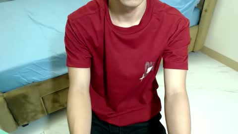 Snapshot of laurence_cuttieguyhere chatting on 04/12/26, 03:50 laurence_cuttieguyhere online show from 04/12/26, 03:50