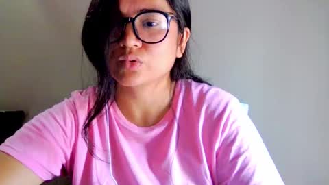 Snapshot of laurengirls1 chatting on 10/23/25, 03:33 onlyfan laureng7 - 7 laureng2 online show from 10/23/25, 03:33