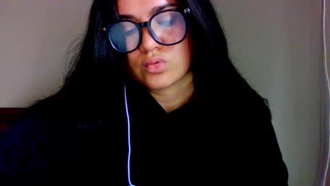 Snapshot of laurengirls1 chatting on 10/31/25, 11:55 onlyfan laureng7 - 7 laureng2 online show from 10/31/25, 11:55