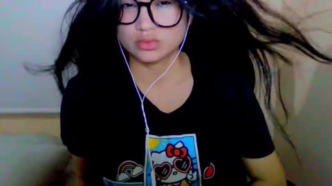 Snapshot of laurengirls1 chatting on 12/01/25, 01:21 onlyfan laureng7 - 7 laureng2 online show from 12/01/25, 01:21