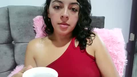 laurenhot94 online show from 11/10/25, 03:00