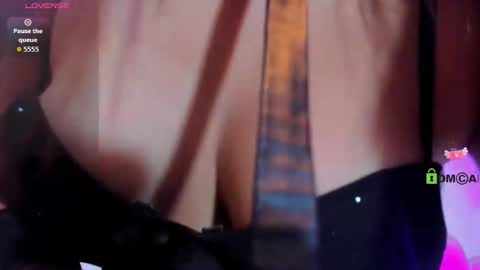 Lauren Hu online show from 10/08/25, 02:53