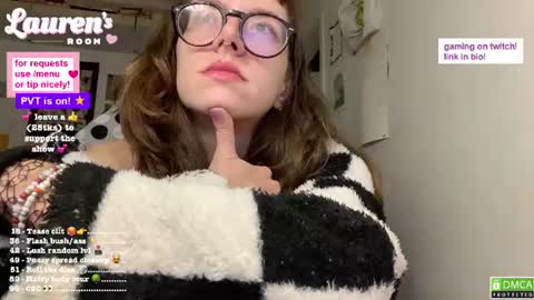 Lauren   online show from 06/15/26, 01:08