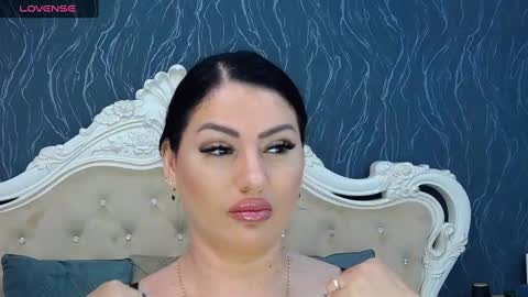 Laura online show from 01/14/25, 08:31