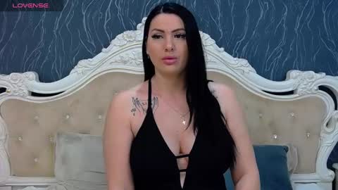 Laura online show from 02/16/25, 11:27