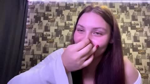 Hannah online show from 09/12/25, 04:40