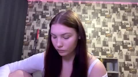 Hannah online show from 09/17/25, 04:08