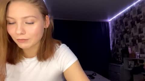 Hannah online show from 10/22/25, 04:51