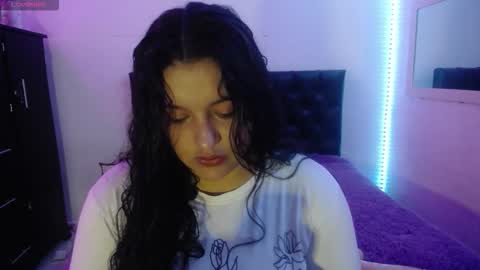 Snapshot of laurenkenner28_ chatting on 10/06/25, 07:00 laurenkenner28_ online show from 10/06/25, 07:00