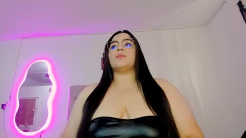 laurenlaine online show from 02/02/25, 06:10