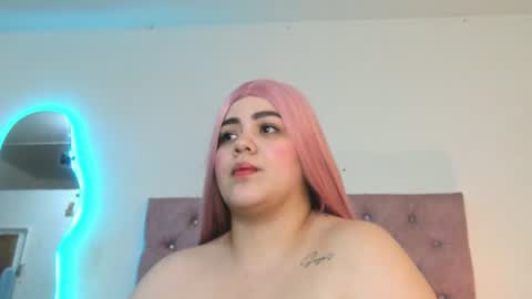 laurenlaine online show from 07/16/26, 09:10