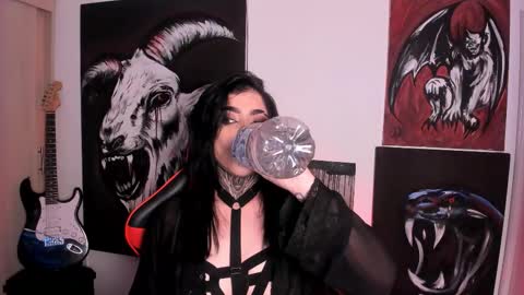  LAUREN INDEPENDENT MODEL HELP ME REACH 100 LIKES PLS  online show from 11/14/25, 11:35