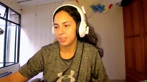 Laurent online show from 01/11/25, 10:40