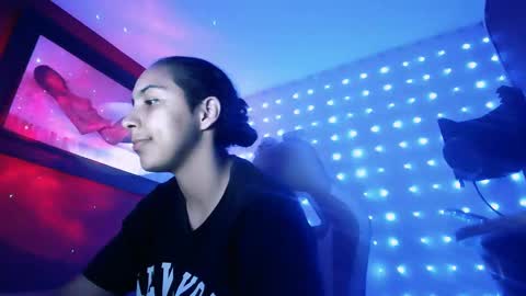 Laurent online show from 02/23/25, 03:13