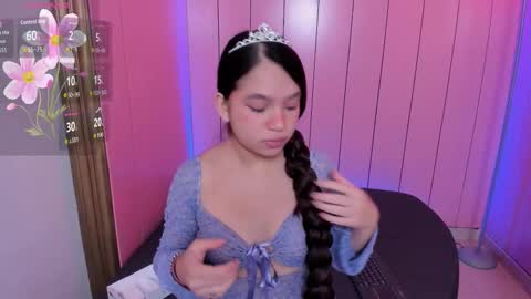 laurent_scott_ online show from 10/17/25, 12:08