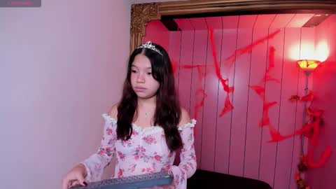 laurent_scott_ online show from 10/29/25, 12:07