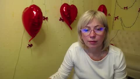 Snapshot of laurenwishy chatting on 02/14/26, 06:26 Lauren online show from 02/14/26, 06:26