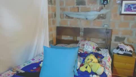 laurethm online show from 01/11/25, 06:33