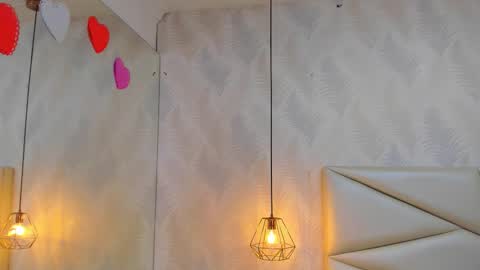 Snapshot of laurettedela_roux chatting on 11/07/25, 11:10 Laurent online show from 11/07/25, 11:10