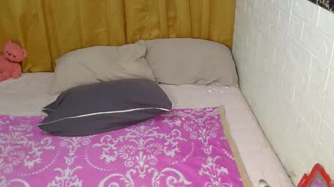 Dallas Hooter Edmonson online show from 12/03/25, 08:18