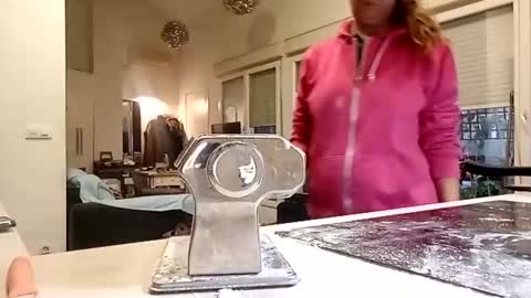 Snapshot of lauriehotxxx chatting on 01/06/25, 04:55 lauriehotxxx online show from 01/06/25, 04:55