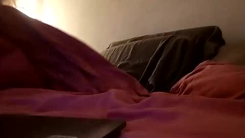 Snapshot of lauriehotxxx chatting on 10/19/25, 06:41 lauriehotxxx online show from 10/19/25, 06:41