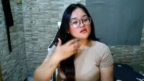 laurine_sexy21 online show from 09/11/25, 12:49