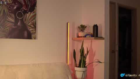 laurita_4 online show from 06/11/26, 01:20