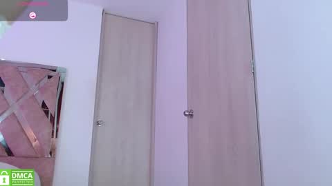 Snapshot of laurymoons chatting on 10/04/25, 10:41 LauryMoons online show from 10/04/25, 10:41