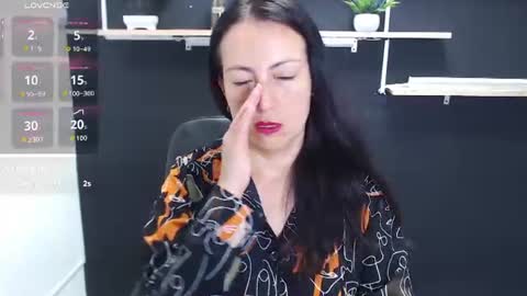 Laury  online show from 06/13/26, 04:49