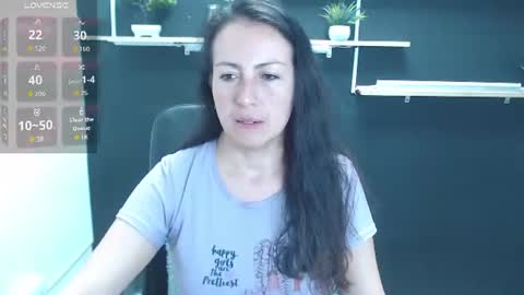 Laury  online show from 06/25/26, 07:18