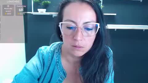 Laury  online show from 06/26/26, 07:29