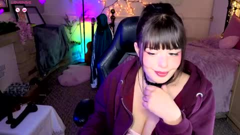 Lavenderrzz online show from 04/30/26, 02:34