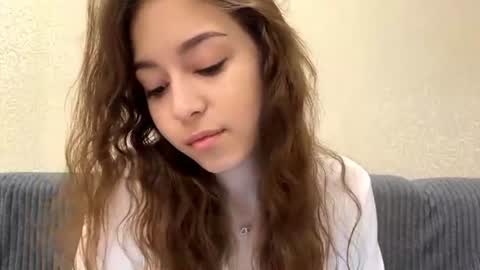 Elina online show from 06/25/26, 08:08