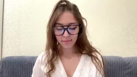 Elina online show from 07/06/26, 11:07