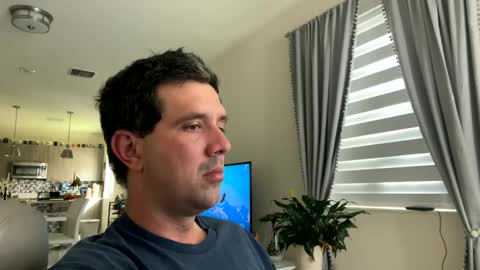 Snapshot of law_cambio chatting on 12/05/24, 06:55 law_cambio online show from 12/05/24, 06:55