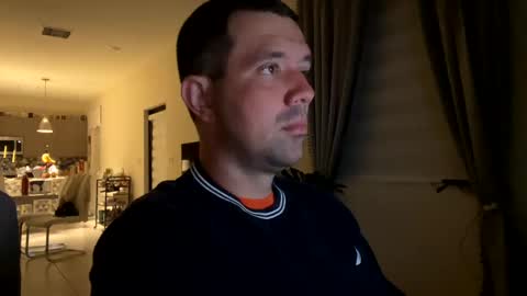 Snapshot of law_cambio chatting on 12/14/24, 11:07 law_cambio online show from 12/14/24, 11:07