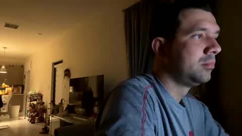 Snapshot of law_cambio chatting on 12/18/24, 07:36 law_cambio online show from 12/18/24, 07:36