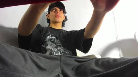 ZAmbrano online show from 09/21/25, 09:55