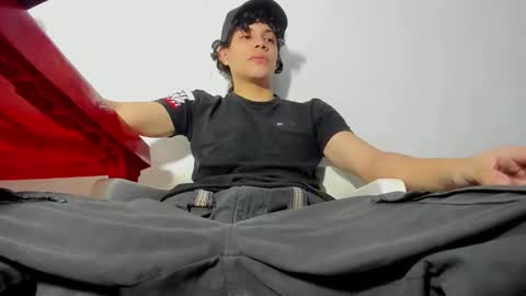 ZAmbrano online show from 09/26/25, 11:36